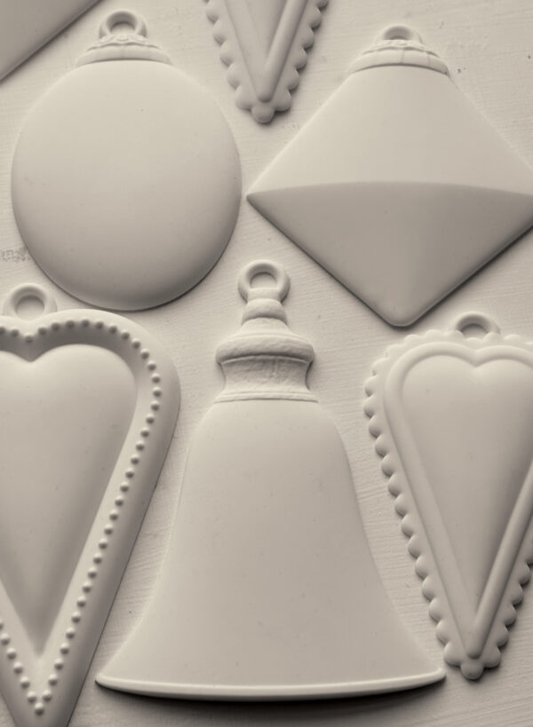 bibelots 2 | IOD mould - Image 3