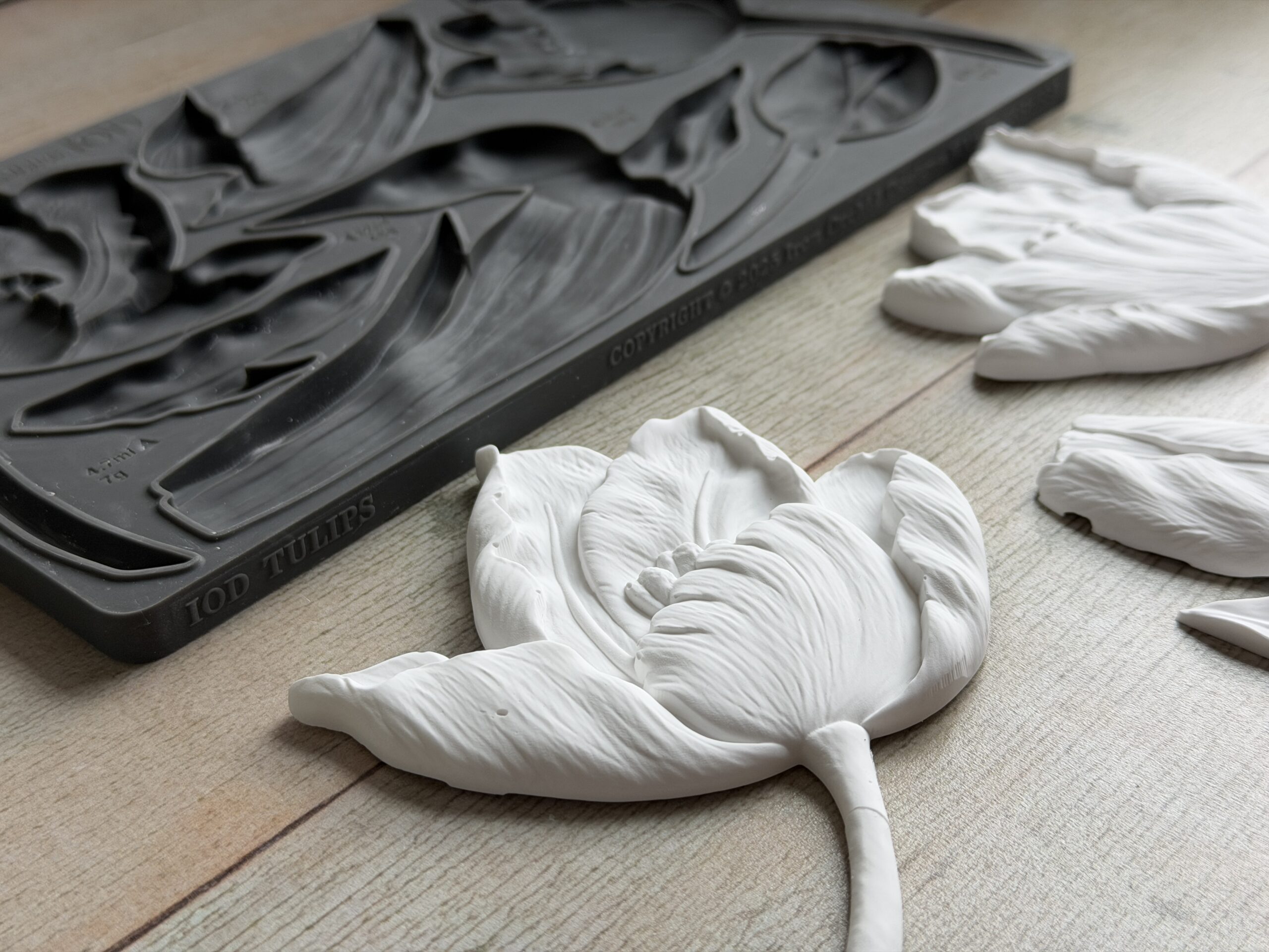 tulips | IOD mould - Image 7