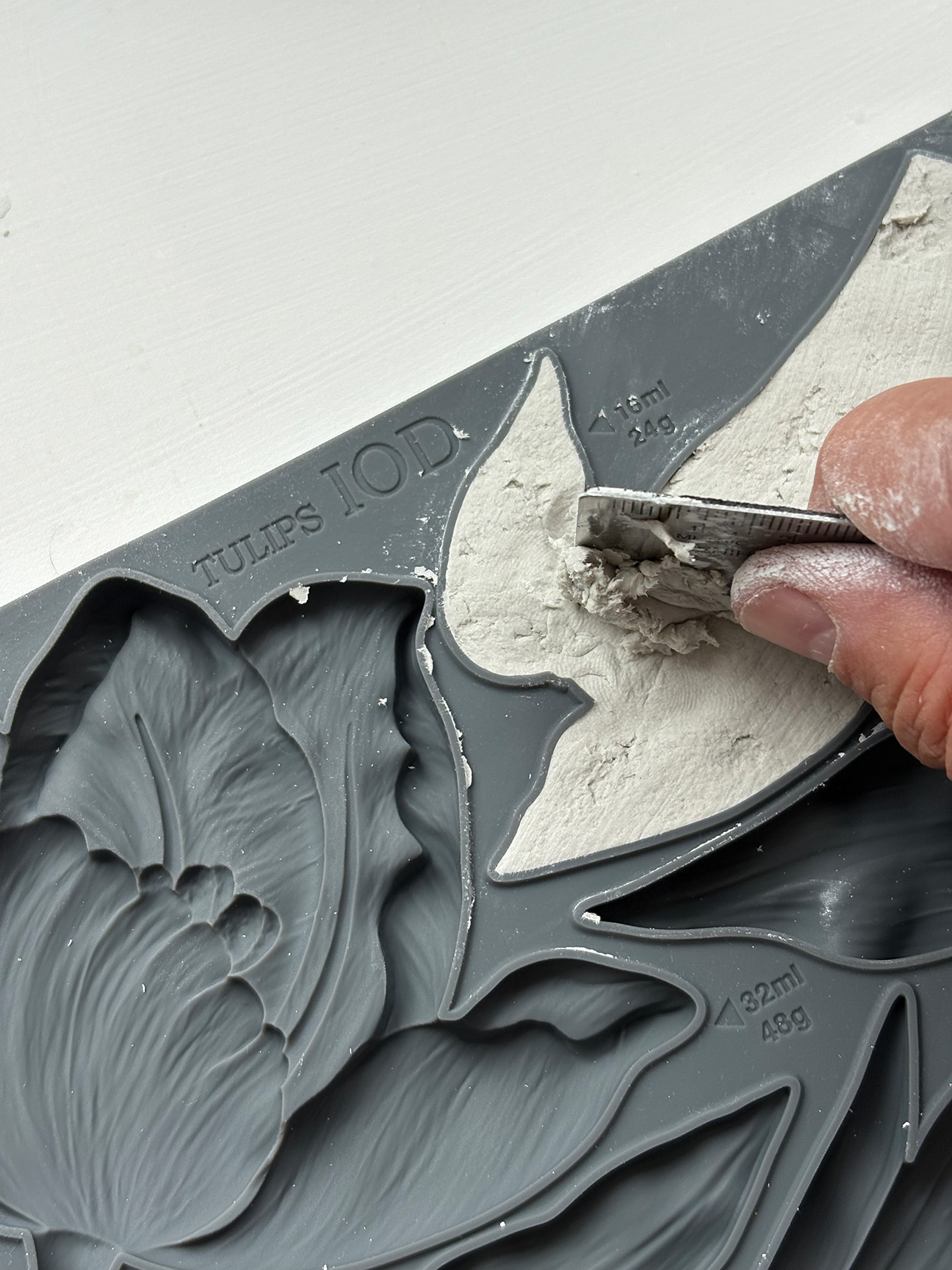 tulips | IOD mould - Image 5