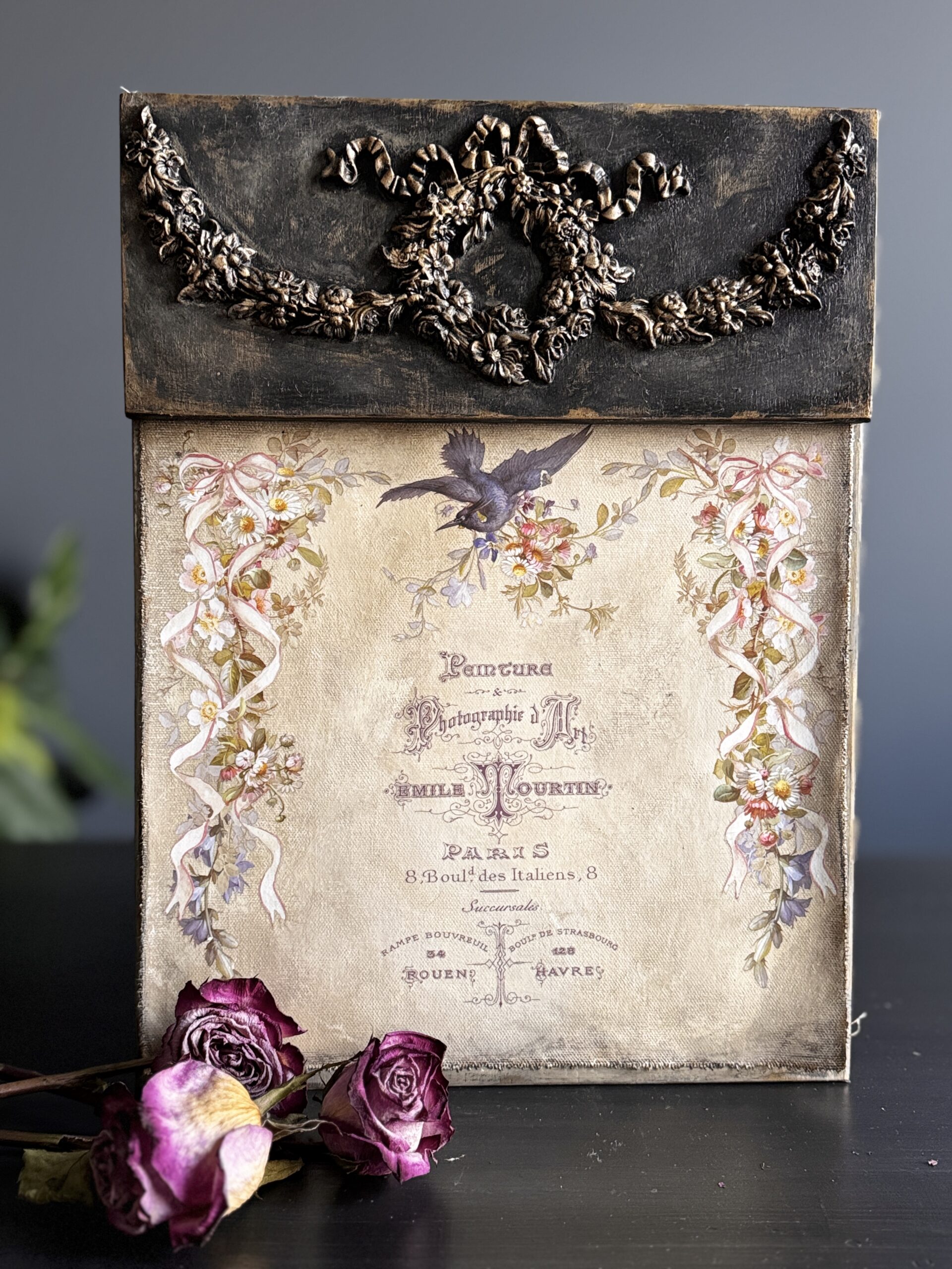 wreath and swags | IOD mould - Image 7