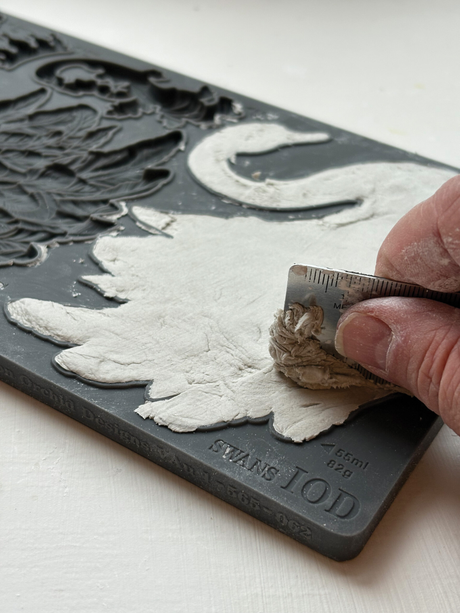 swans | IOD mould - Image 3